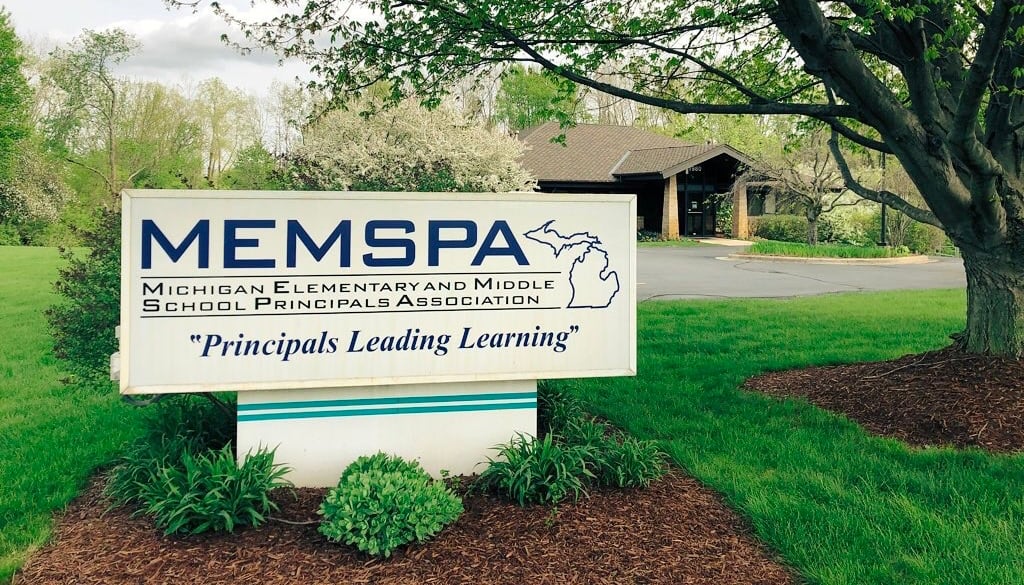 MEMSPA Sign & Building